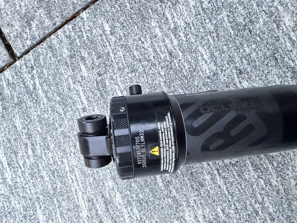 Rockshox Pezzi di ricambio: Rock Shox Super Deluxe Dämpfer – Nuovo (secondo la descrizione) da Langnau am Albis venduto da Jan.Gisler 1