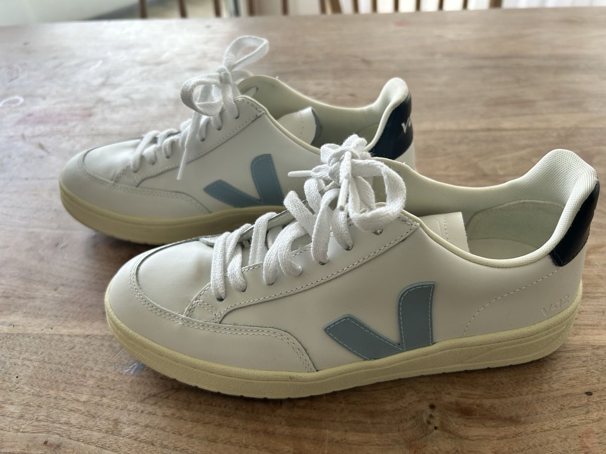 Veja Damenschuhe: Veja Sneaker – Neu (gemäss Beschreibung) aus Zürich von leo_m7wh 2
