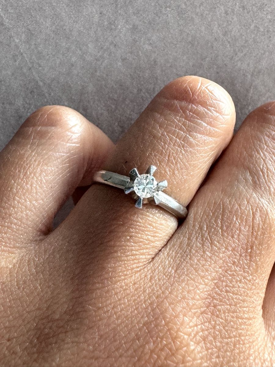 Ringe: Diamant Solitär Ring Diamantring aus Platin 0.28ct – Gebraucht aus Kriens von hannaandkiko