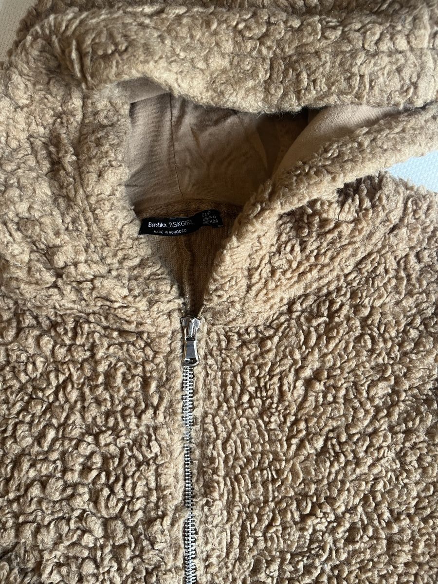Bershka Giacche: Teddyjacke – Usato da Luzern venduto da janine_l 1