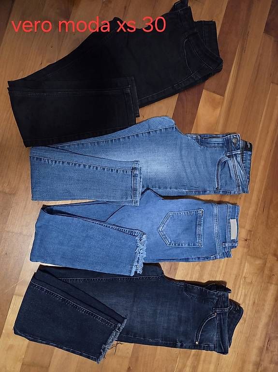 Jeans: Jeans – D'occasion à Andelfingen par mad_2zbm