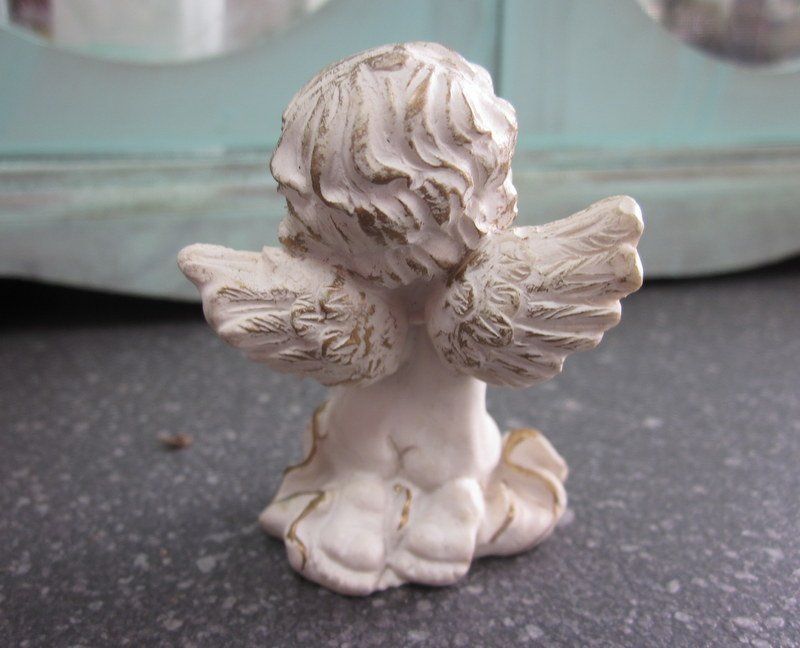 Statuette: Kleiner Engel mit Stern in den Händen – Usato da Bischofszell venduto da Pfau0 3