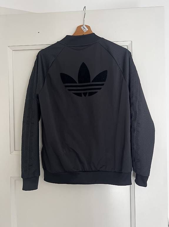 Jacken: Adidas Jacke – Gebraucht aus Zürich von live06 1
