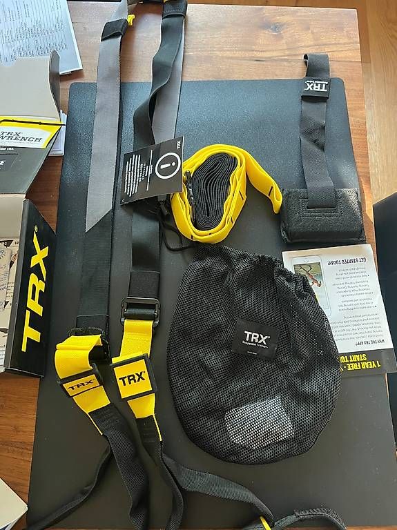 Vélos d'appartement: TRX Schlingentrainer Pro 4 – D'occasion à Arlesheim par SKA_4144 4