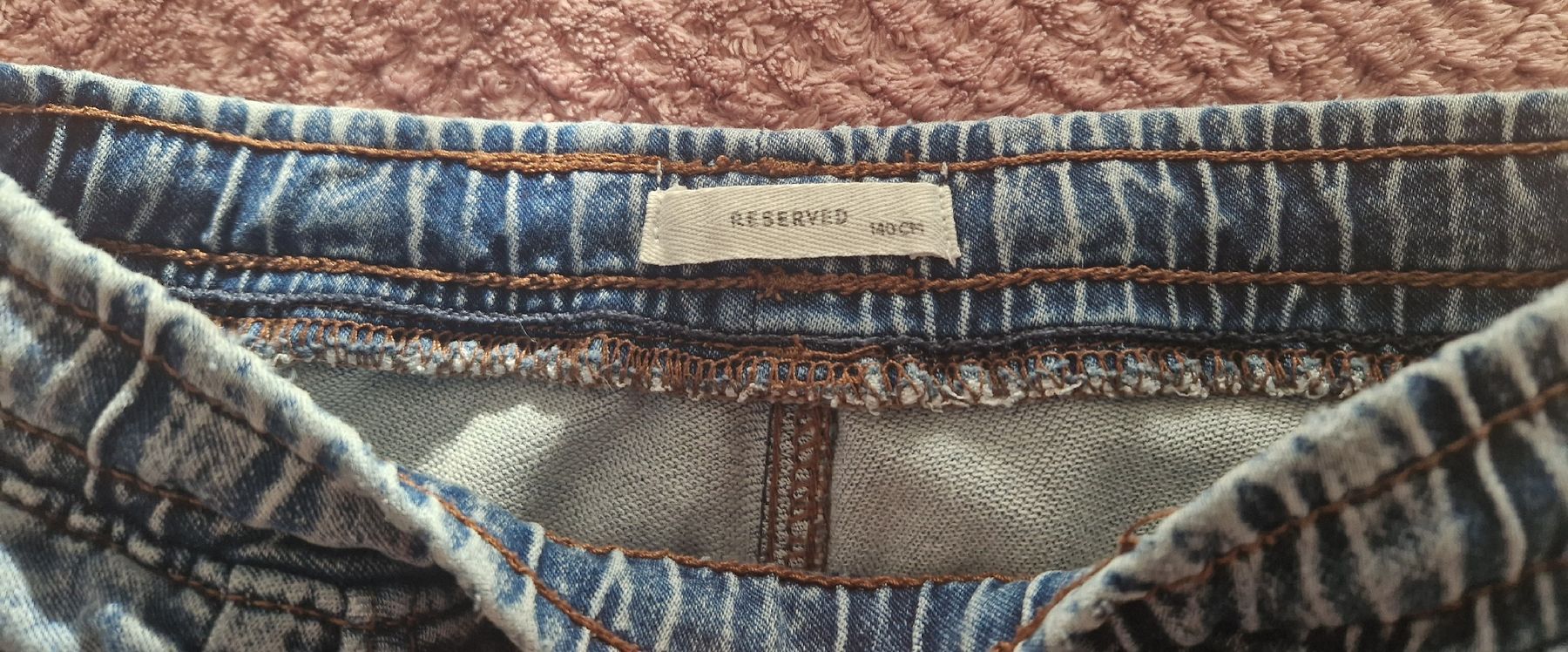 Hosen: 2 Coole 3/4 Jeans  von Reserved, Grösse 140 – Gebraucht aus Utzenstorf von Ernie_und_Bert 3