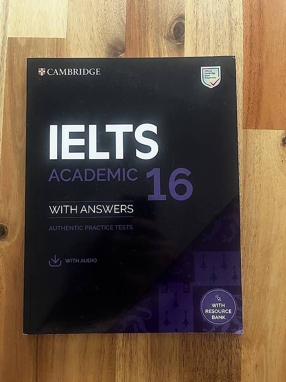 Libri: IELTS Academic 16 Students Book with Answers – Usato da Neuhausen am Rheinfall venduto da ram_kw6n