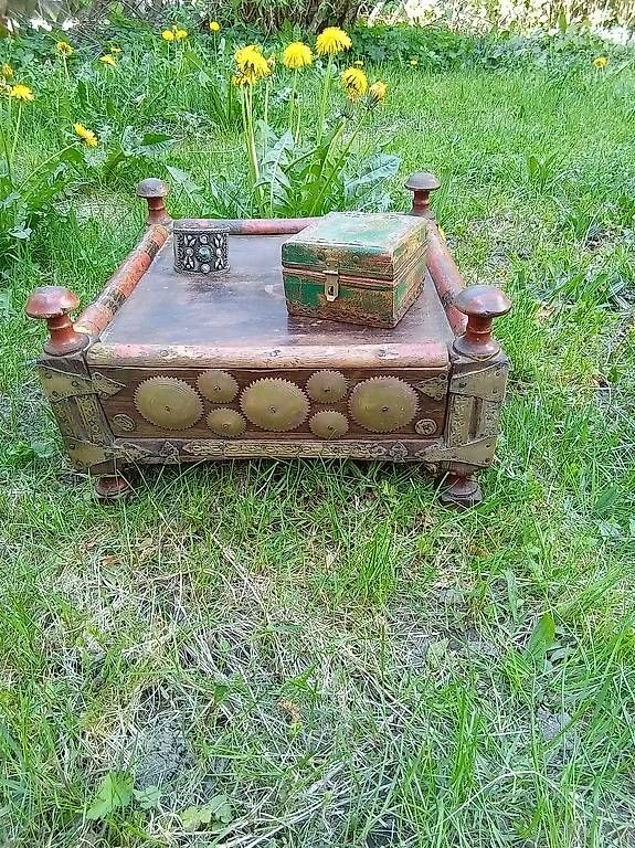 Tavoli: Table a thé afghane – Usato da Bern venduto da eric047