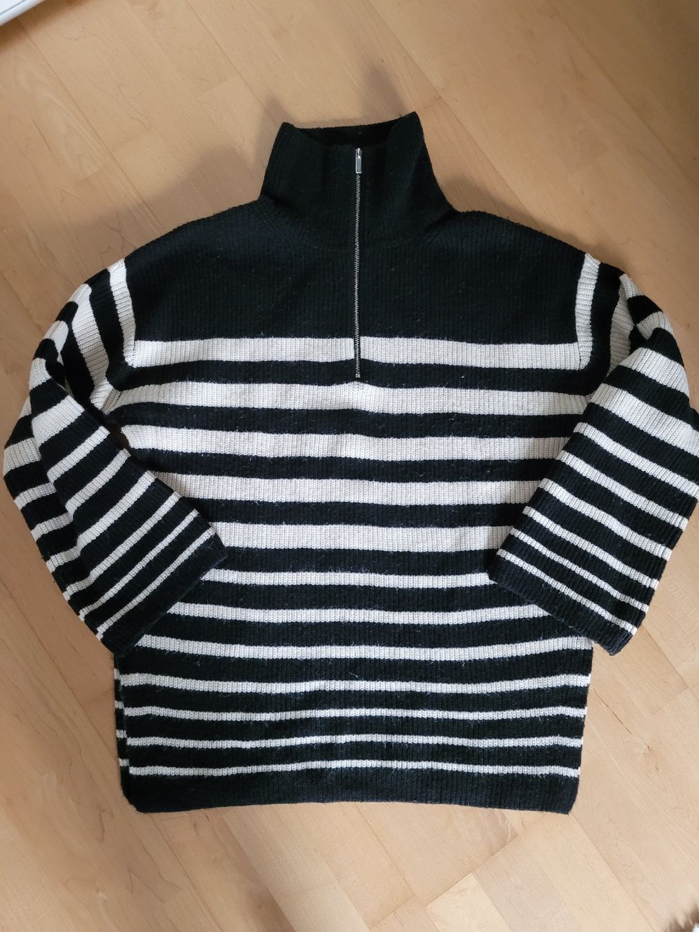 H&M Maglioni & Felpe: Winterpullover, H&M, gestreift, Grösse M, oversize – Usato da Büren NW venduto da nie_k6382