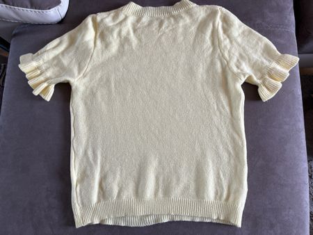 Joli pull léger manches courtes jaune citron taille vif M