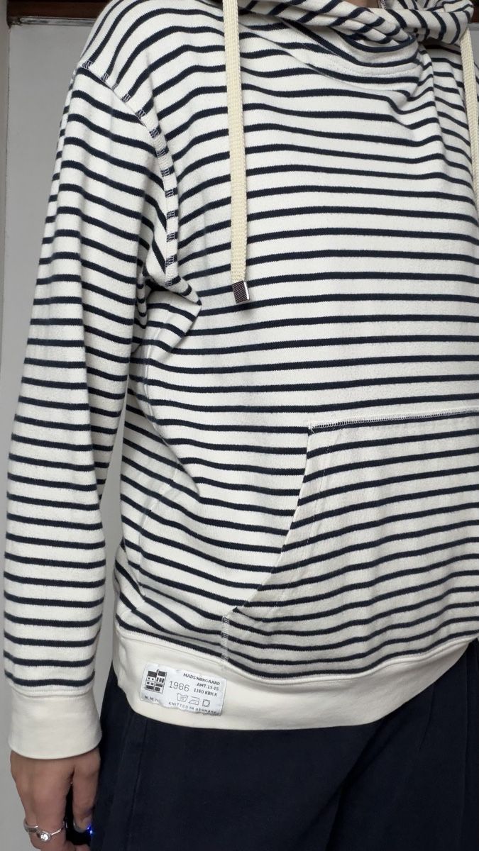 Pullover & Sweatshirts: Mads Nørgaard Hoodie – Gebraucht aus Knonau von Grapesvintage 4