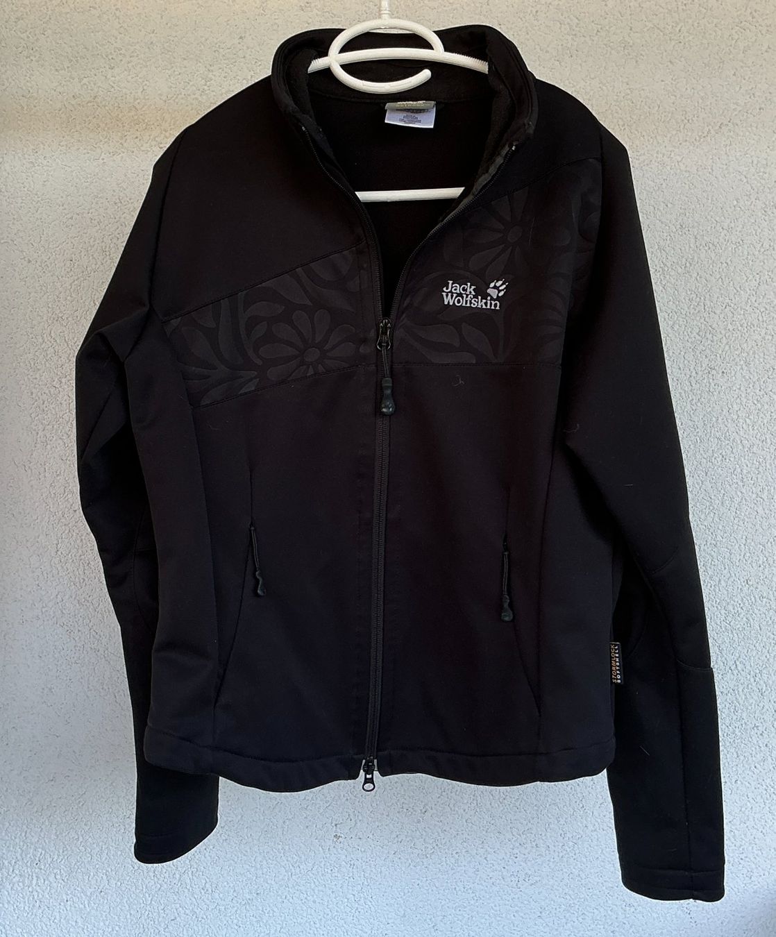 Jack Wolfskin Vestes: Softshelljacke von Jack Wolfskin, Schwarz in Grösse L – D'occasion à Kreuzlingen par LoveTheSea 1