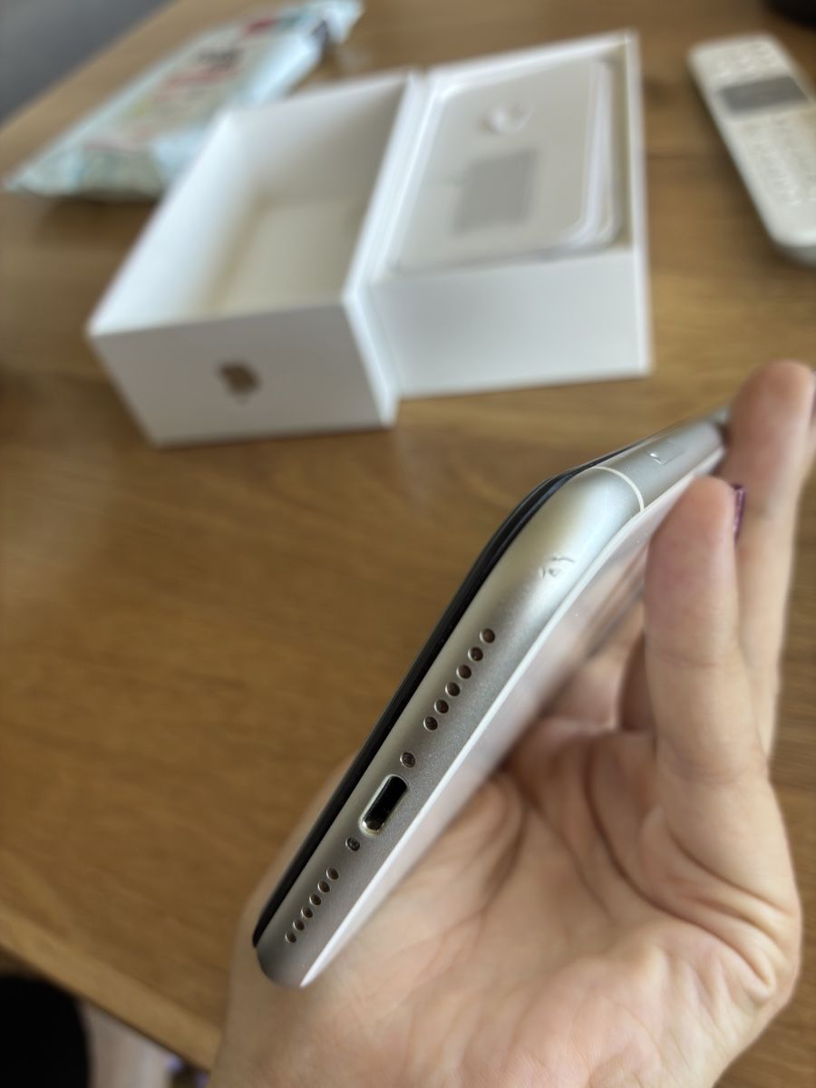 Apple Telefoni cellulari / Smartphones: Iphone 11 weiss 128GB – Usato da Le Crêt-près-Semsales venduto da Starbucks_Lady 3
