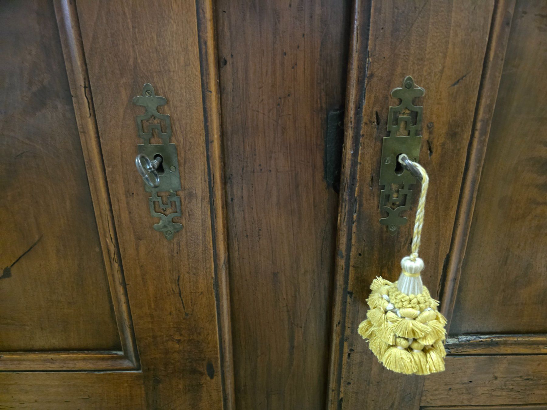 Armadi: Schrank – Usato da Rheinsulz venduto da nostalgia91 9