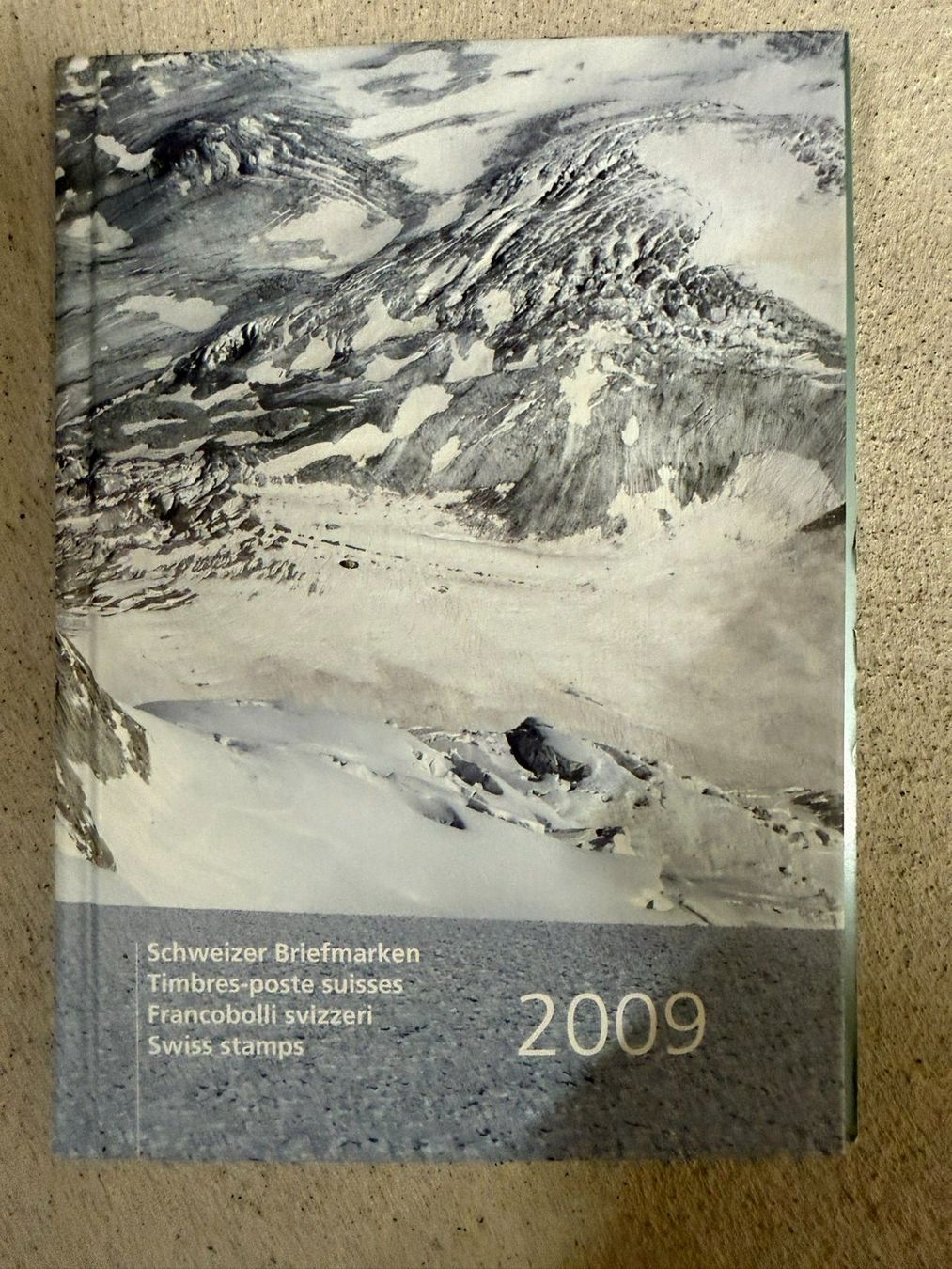 Alle Briefmarken: Jahrbuch der Schweizer Briefmarken 2009 postfrisch – Neu (gemäss Beschreibung) aus St. Gallen von K-C1989