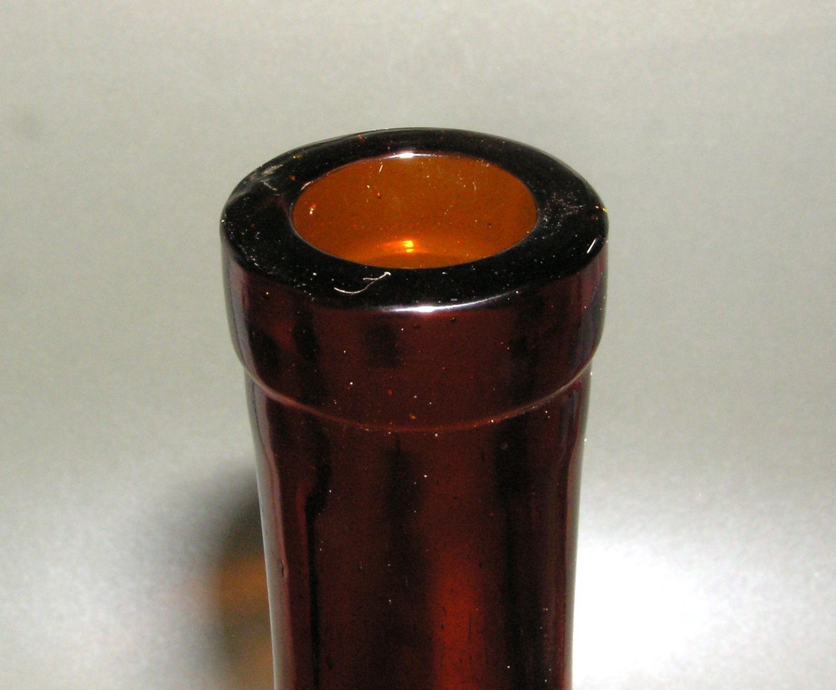 Bottiglie: Alte Apothekerflasche Golden Apotheke Basel – Usato da Grenchen venduto da Antique-hunter 2