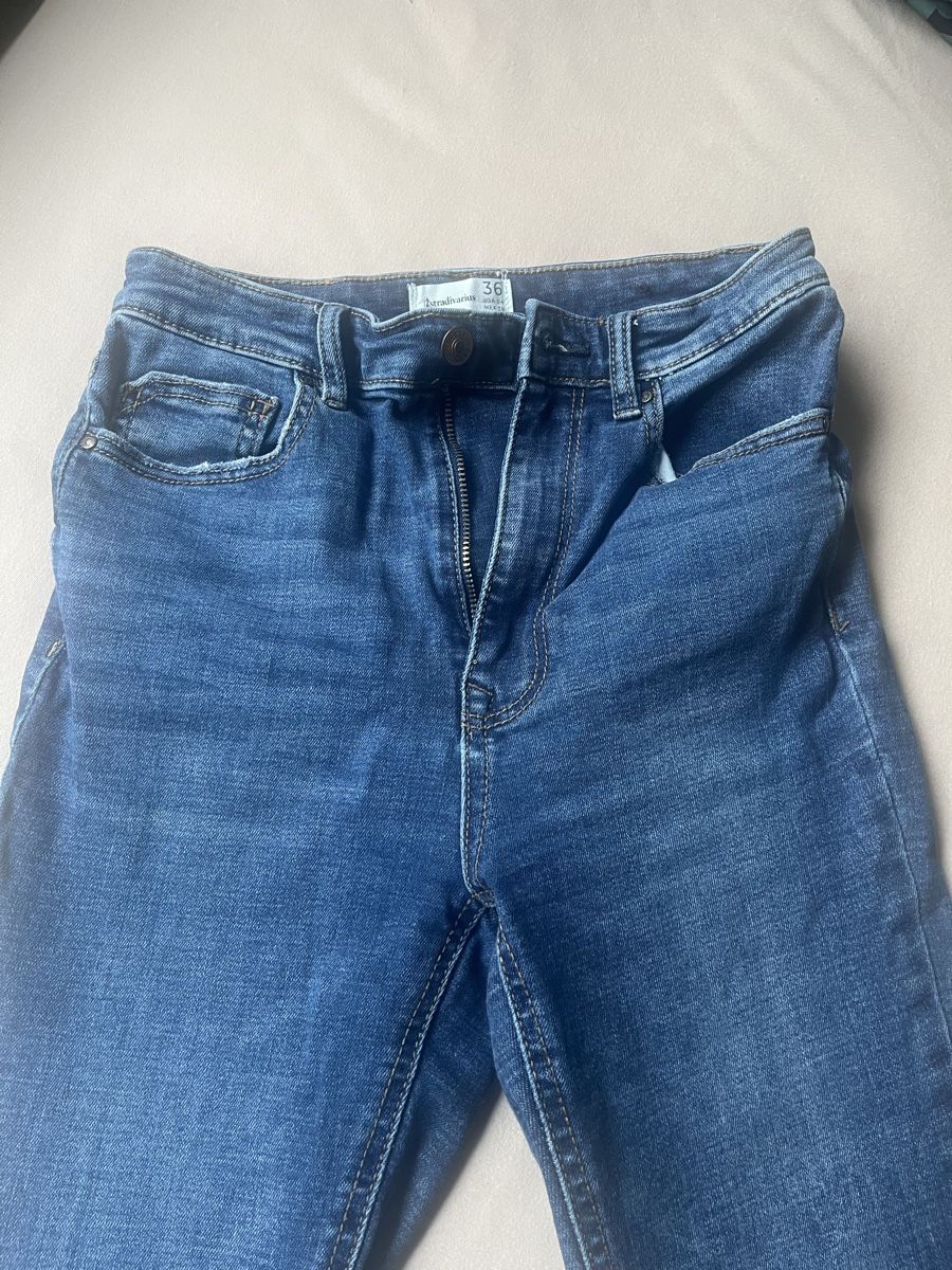Stradivarius Jeans: Stradivarius Jeans, Gr. 36 elastisch – Usato da Baden venduto da Sandra148 2