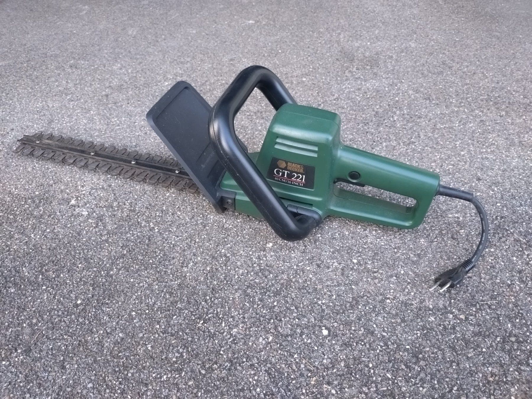 Tutte le macchine: Heckenschere Black & Decker GT 221 – Usato da Wald ZH venduto da darioq21 7