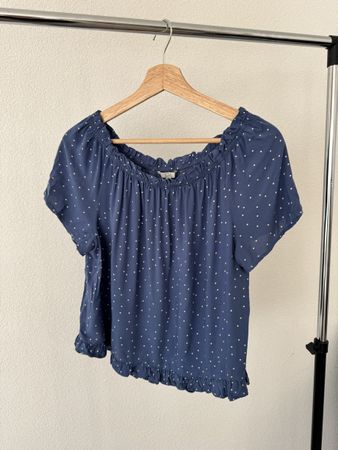 Schöne Bluse mit Punkten von C&A, S-M