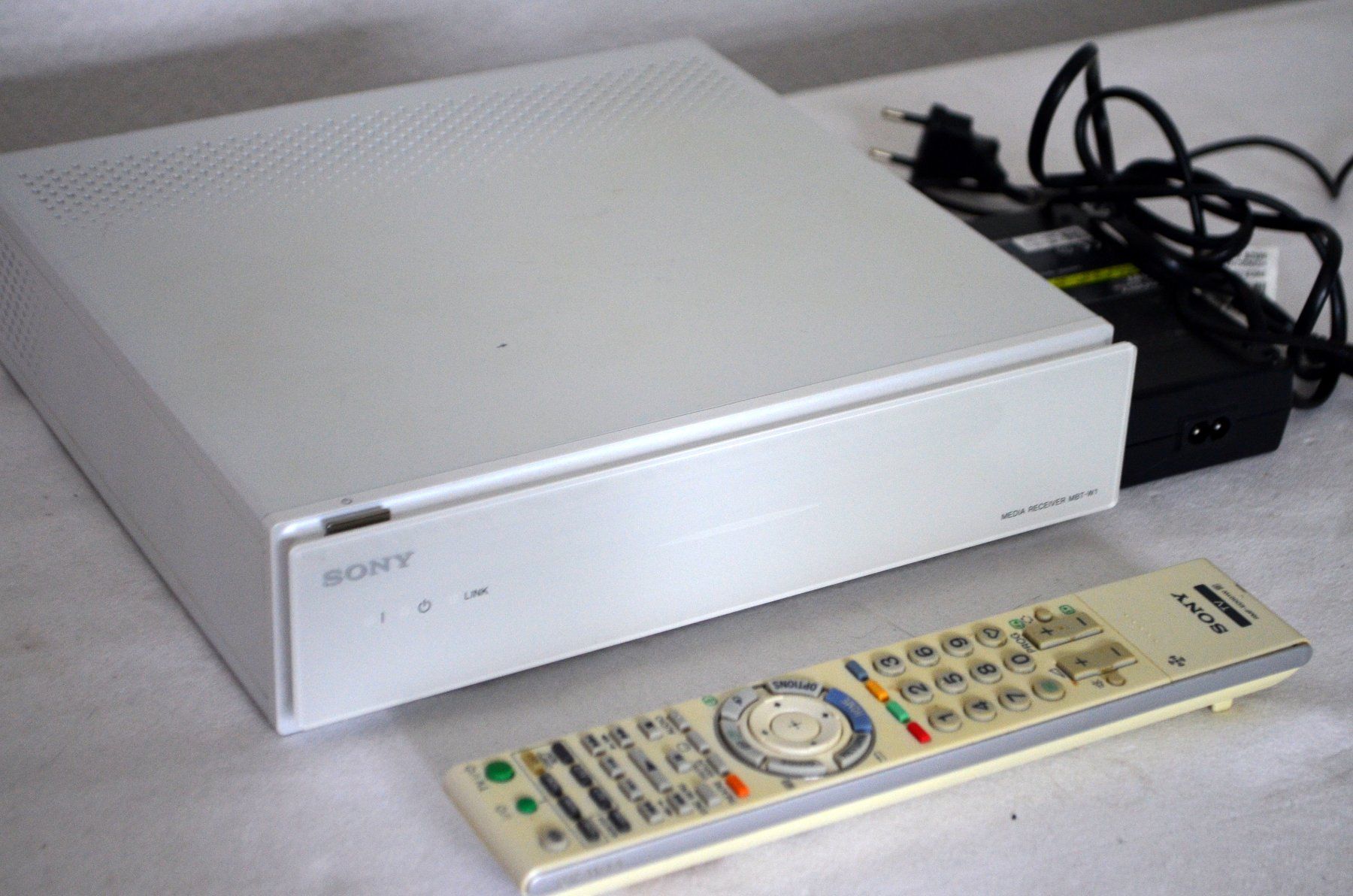 Sony Sistemi audio & multimediali: Sony Media Receiver MBR-W1 – Usato da Collonges venduto da arashee