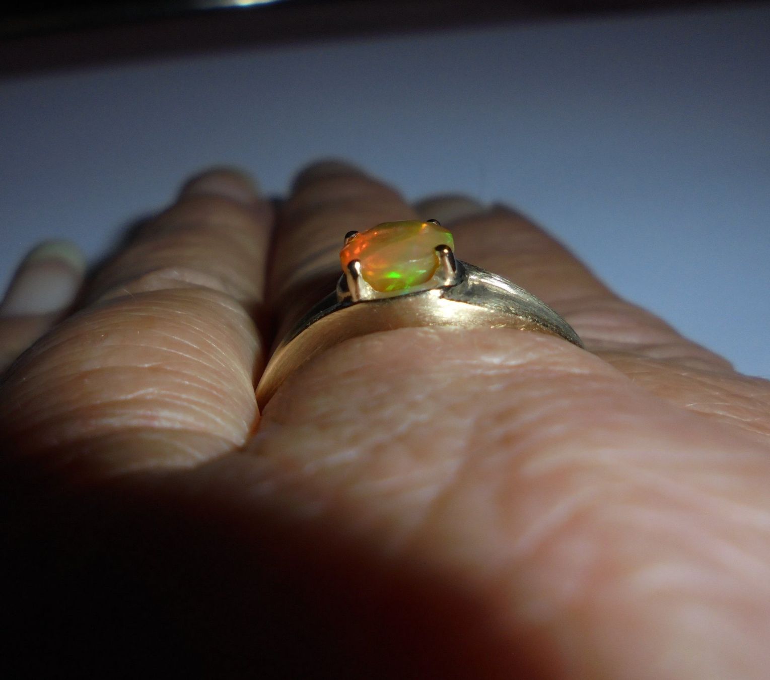 Anelli: Echtschmuck: Welo-Opal-Goldring. Grösse 56/18 – Nuovo (secondo la descrizione) da Zuchwil venduto da maumauchi 4