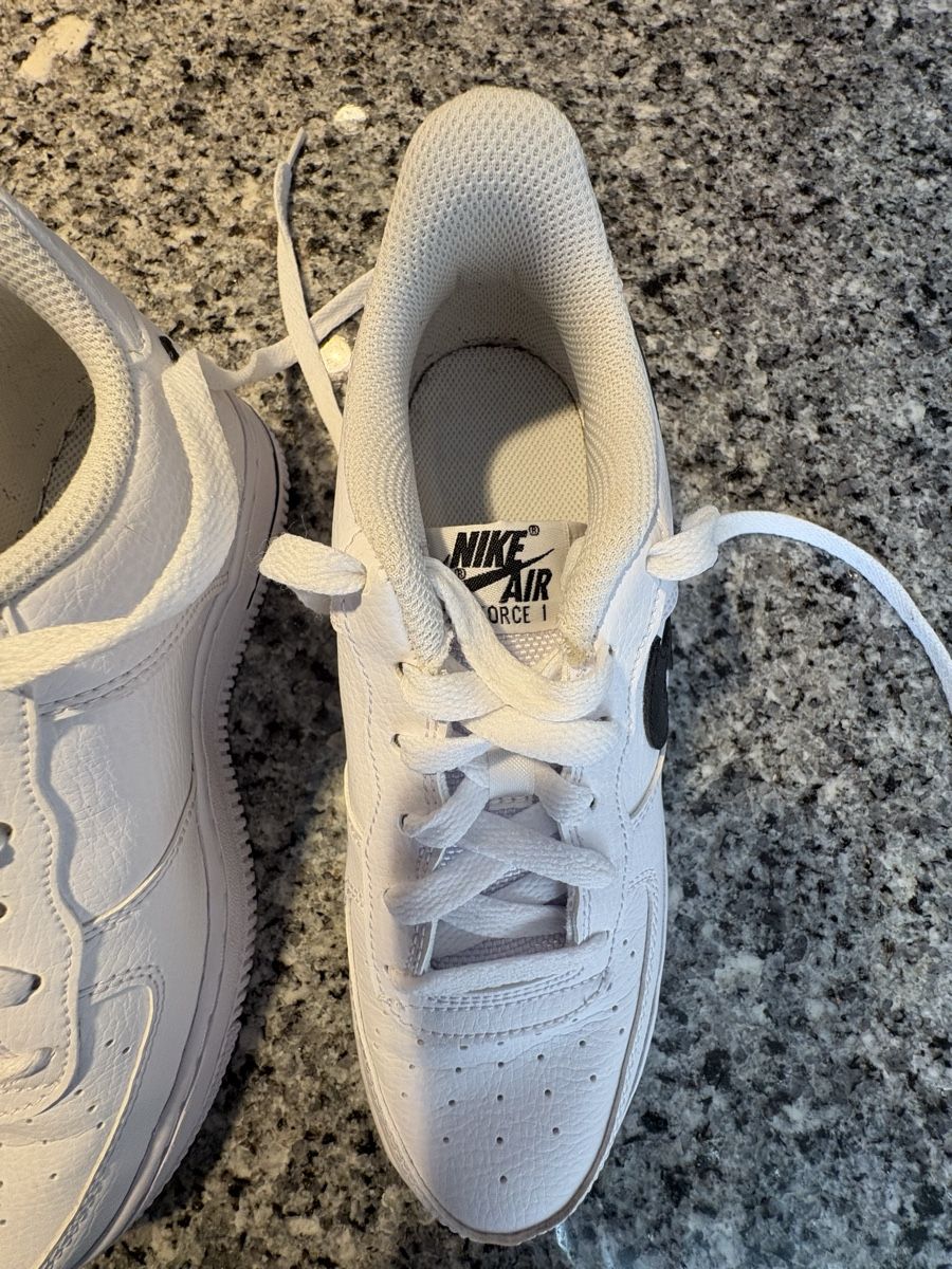 Nike Scarpe da uomo: Nike Air Force 1 Gr. 37.5 < Top Zustand – Nuovo (secondo la descrizione) da Wil SG venduto da Esbru 1
