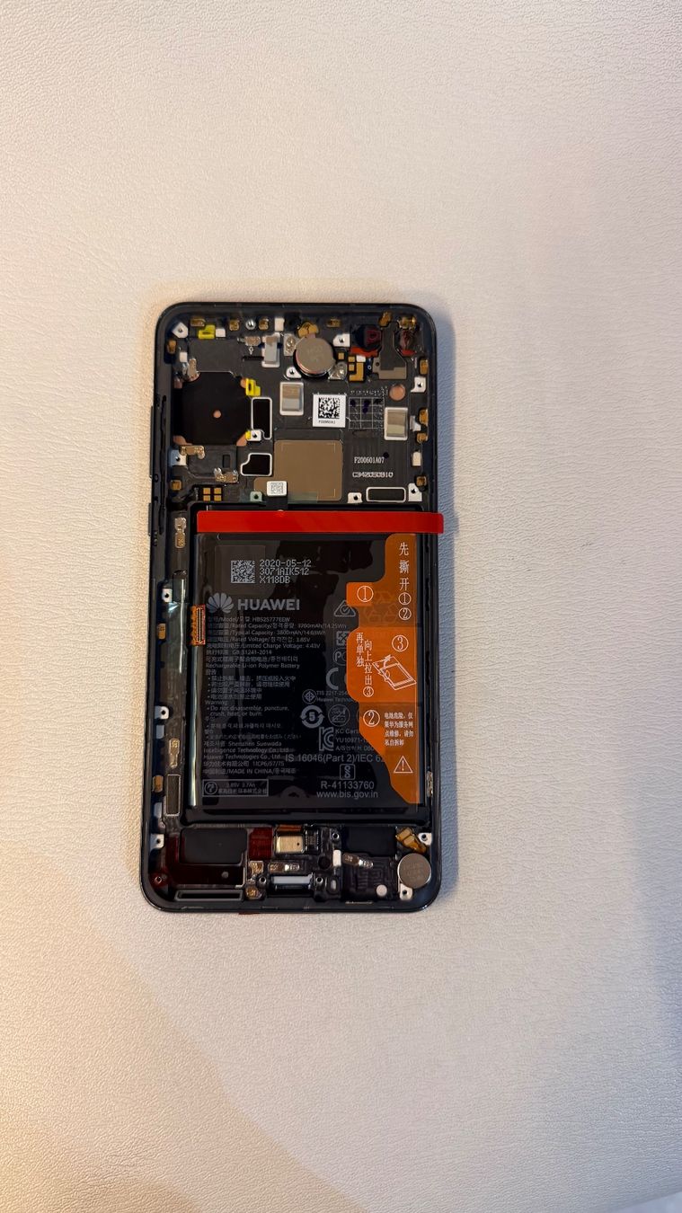 Monitore: Huawei P40 Pro Display Schwarz – Neu und originalverpackt aus Birmensdorf ZH von aleforyou1982
