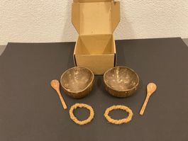 2er Set Kokosnuss Schüsseln  mit 2 Löffel und Schalenhalter