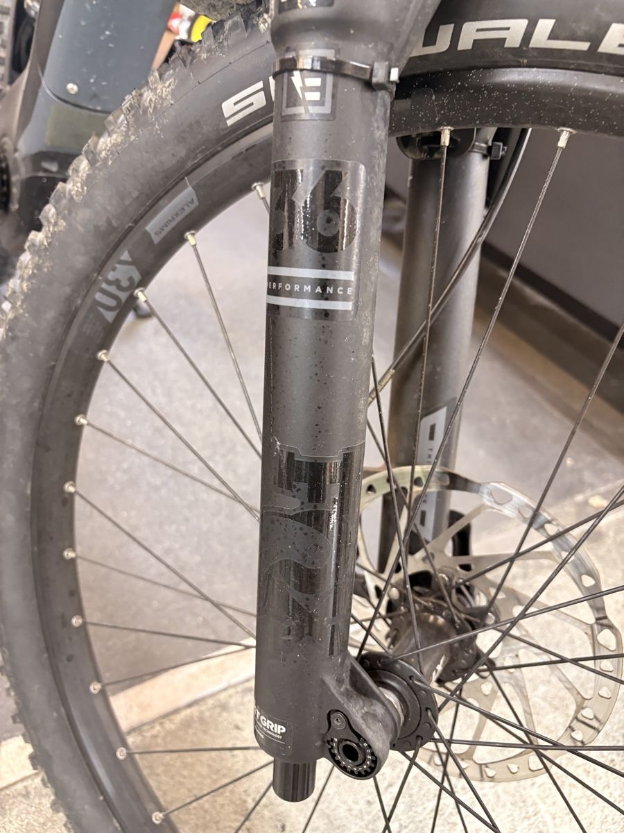 Cube Velos: Cube Stereo E-Bike gebraucht mit Bosch Display 6217 km – Gebraucht aus Männedorf von Milito-Star 4