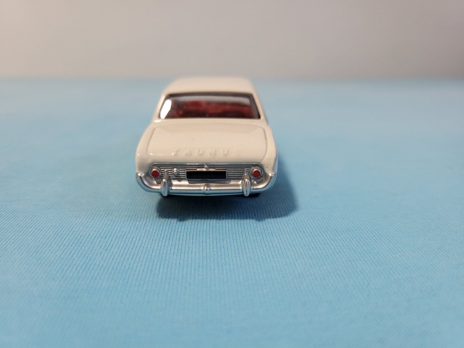 Ford Modellini d'auto: Ford Taunus 17M, Weiss – Nuovo (secondo la descrizione) da Glattbrugg venduto da PhilKrill 3