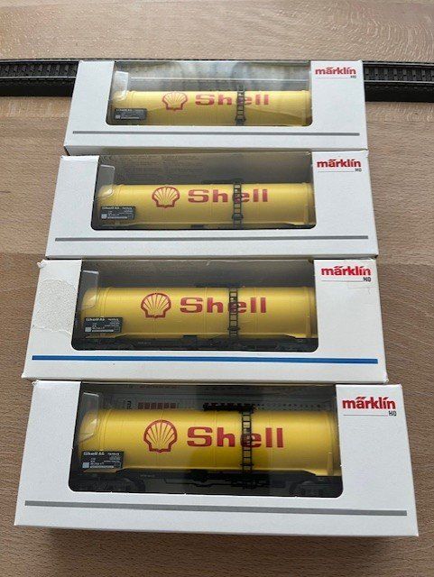 Märklin Modelleisenbahnen: 4x Märklin 4-achser Shell Wagen – Gebraucht aus Winterthur von dond1