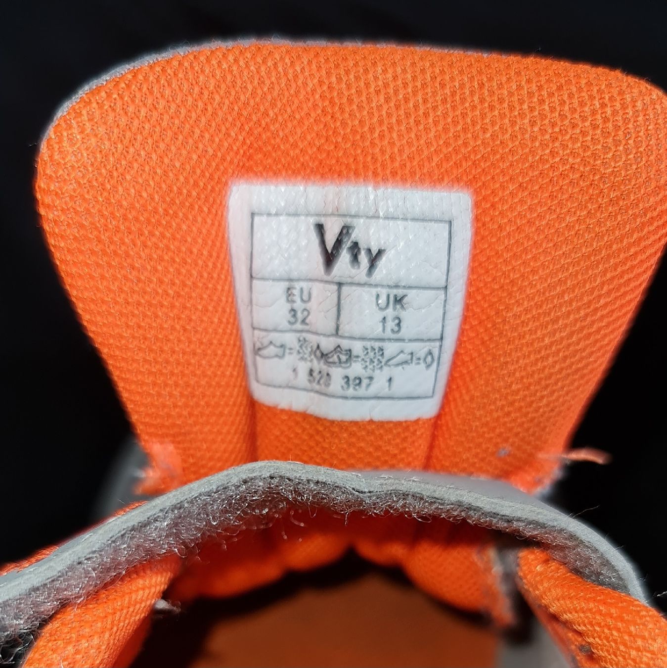 Victory Scarpe da uomo: Kinder Turnschuhe Vty Gr. 32  – Nuovo (secondo la descrizione) da Lengnau BE venduto da Spahrtakus 4