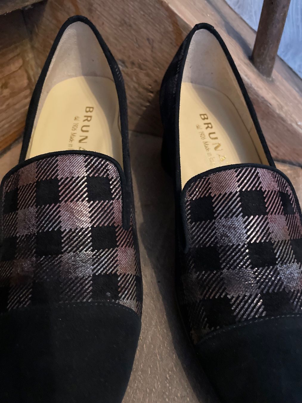 Brunate Damenschuhe: Brunate Halbschuhe, schwarz mit Muster, Gr. 39 – Gebraucht aus Baar von koala9 5