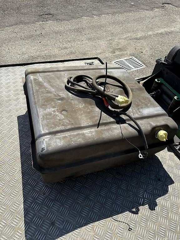 Chevrolet Alle Autoersatzteile: Reservoir carburant Chevy G30 – Gebraucht aus pieterlen von pajero1990 4