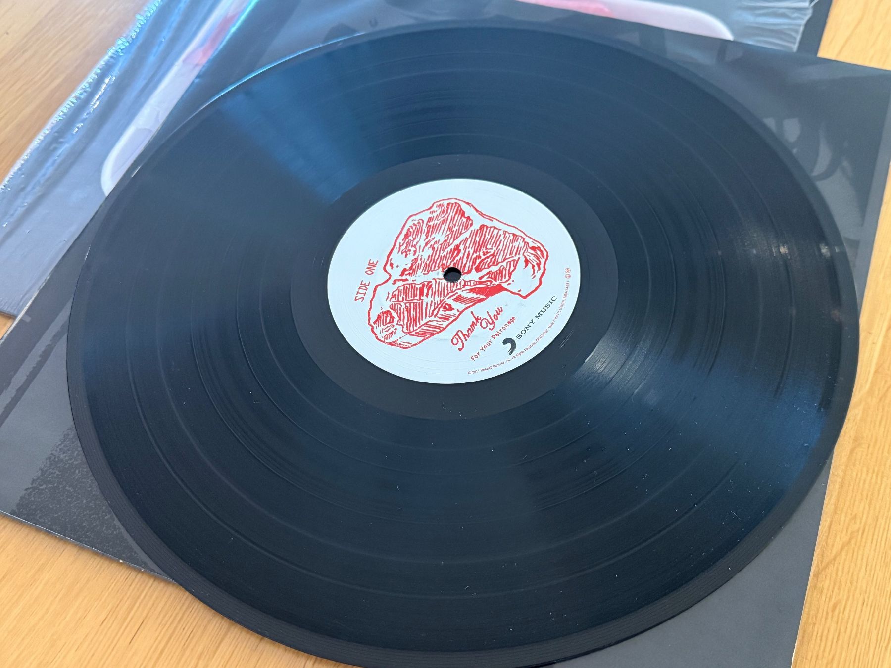 Dischi in vinile: Foo Fighters – Medium Rare 2LP Vinyl 2011 – Usato da Basel venduto da Rouge. 7