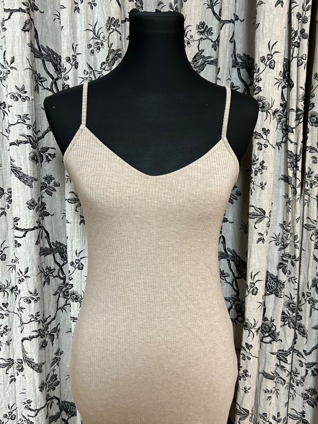 Vestiti: BEIGES SOMMERKLEID – Usato da Luzern venduto da Suneha 1
