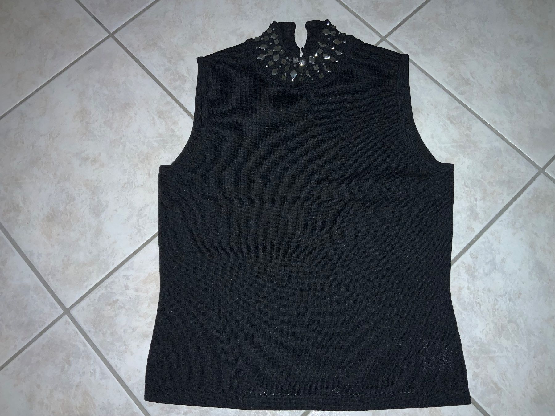T-shirt: Damen Shirt Apart S/M – Usato da Kappel venduto da Mya986 1