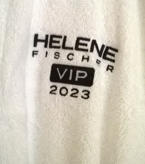 Peignoirs: Bademantel Helene Fischer – Neuf avec emballage d'origine à Neftenbach par Ninaa007
