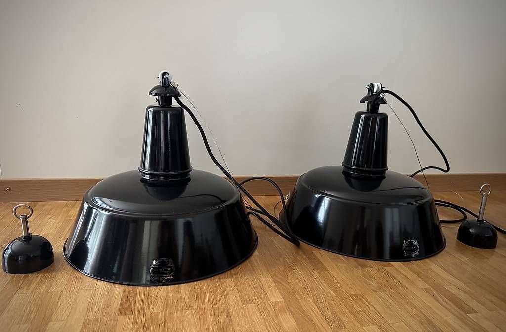 Lampade: Ebolicht Berlin Industrielampen Set  – Nuovo e nell'imballaggio originale da Schlieren venduto da schiggiZH