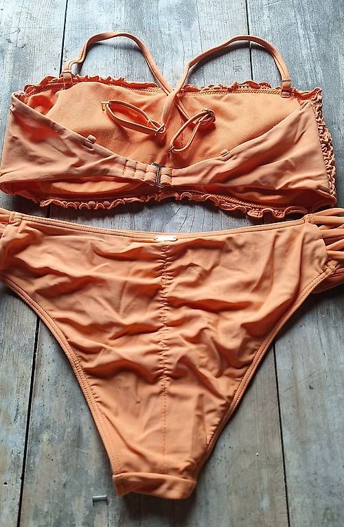 Costumi da bagno & Bikini: Hollister Bikini neuwertig M orange – Usato da Rüti ZH venduto da la-93 3