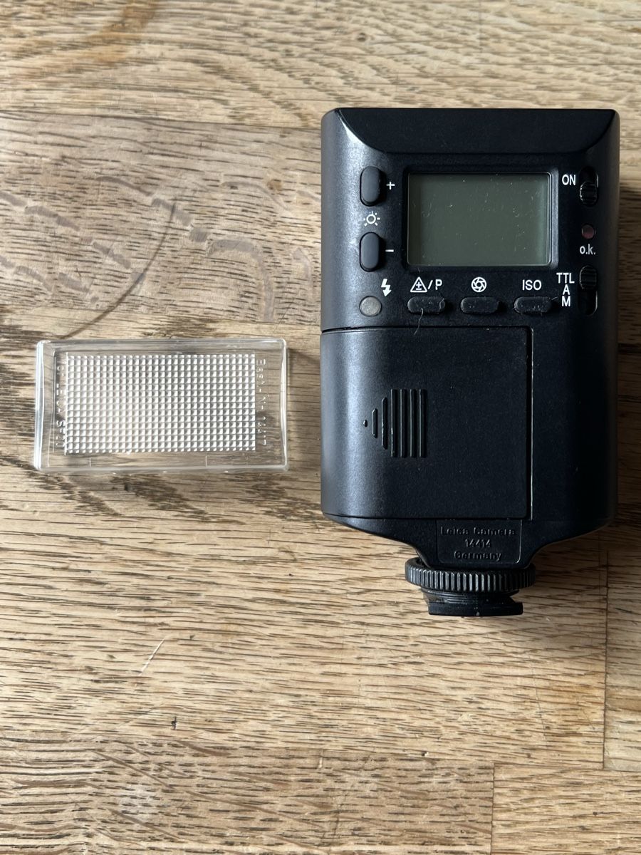 Leica Flash: Leica SF20 – Usato da Zürich venduto da analogeschatzkiste 1