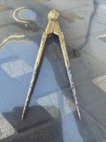 Zirkel Messing antik ca. 12 cm Länge gebrauchter Zustand