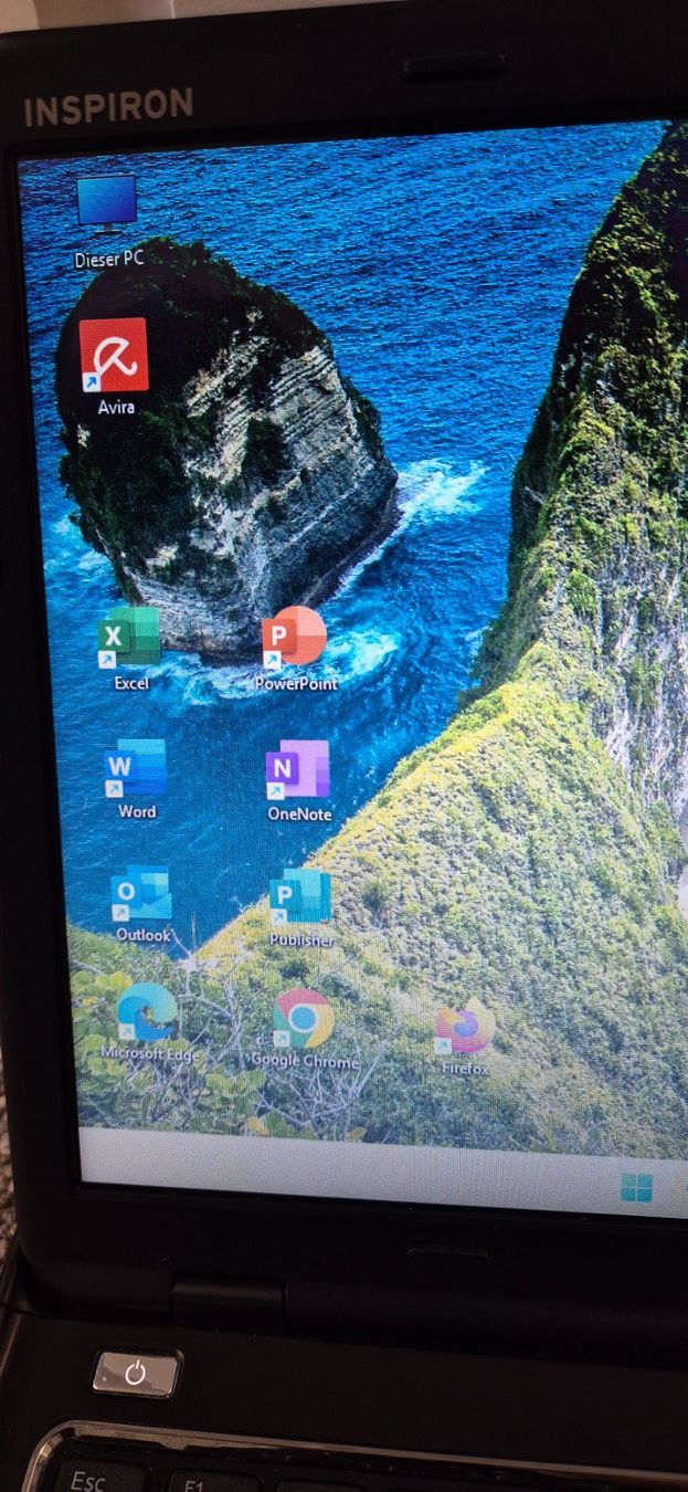 Dell Notebook: Dell Laptop mit Windows 11 Home und Microsoft Office – Usato da Stein am Rhein venduto da Abby2009 1