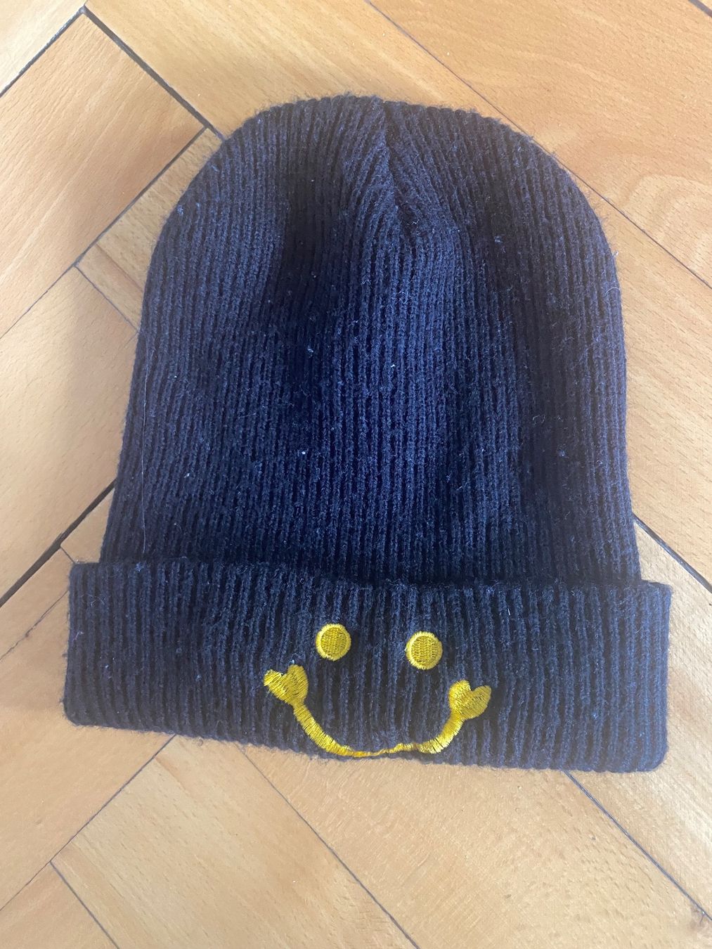 Copricapi, berretti & cappellini: Chapeau smile – Usato da Küssnacht am Rigi venduto da FFKA