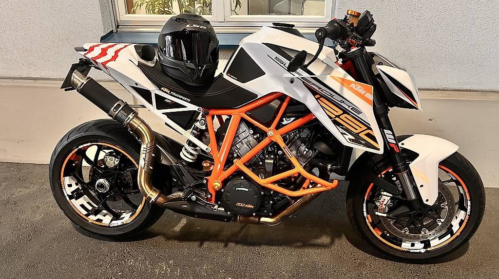 Strasse: KTM 1290 Superduke r – Gebraucht aus Birrwil von Shaka_brah