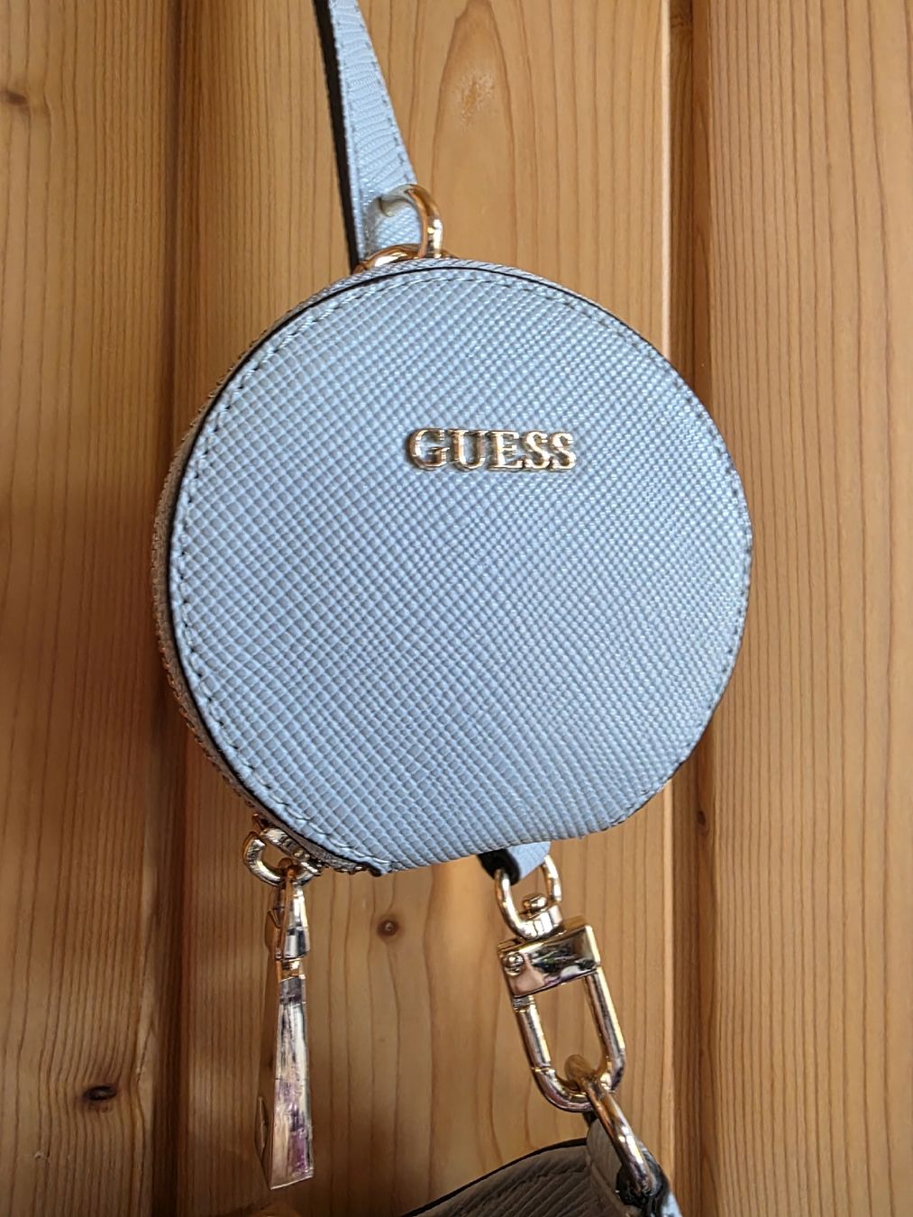 Guess Borse da donna: Handtasche Guess hellblau mit Pochette – Nuovo e nell'imballaggio originale da Wimmis venduto da sal_rj9j 2