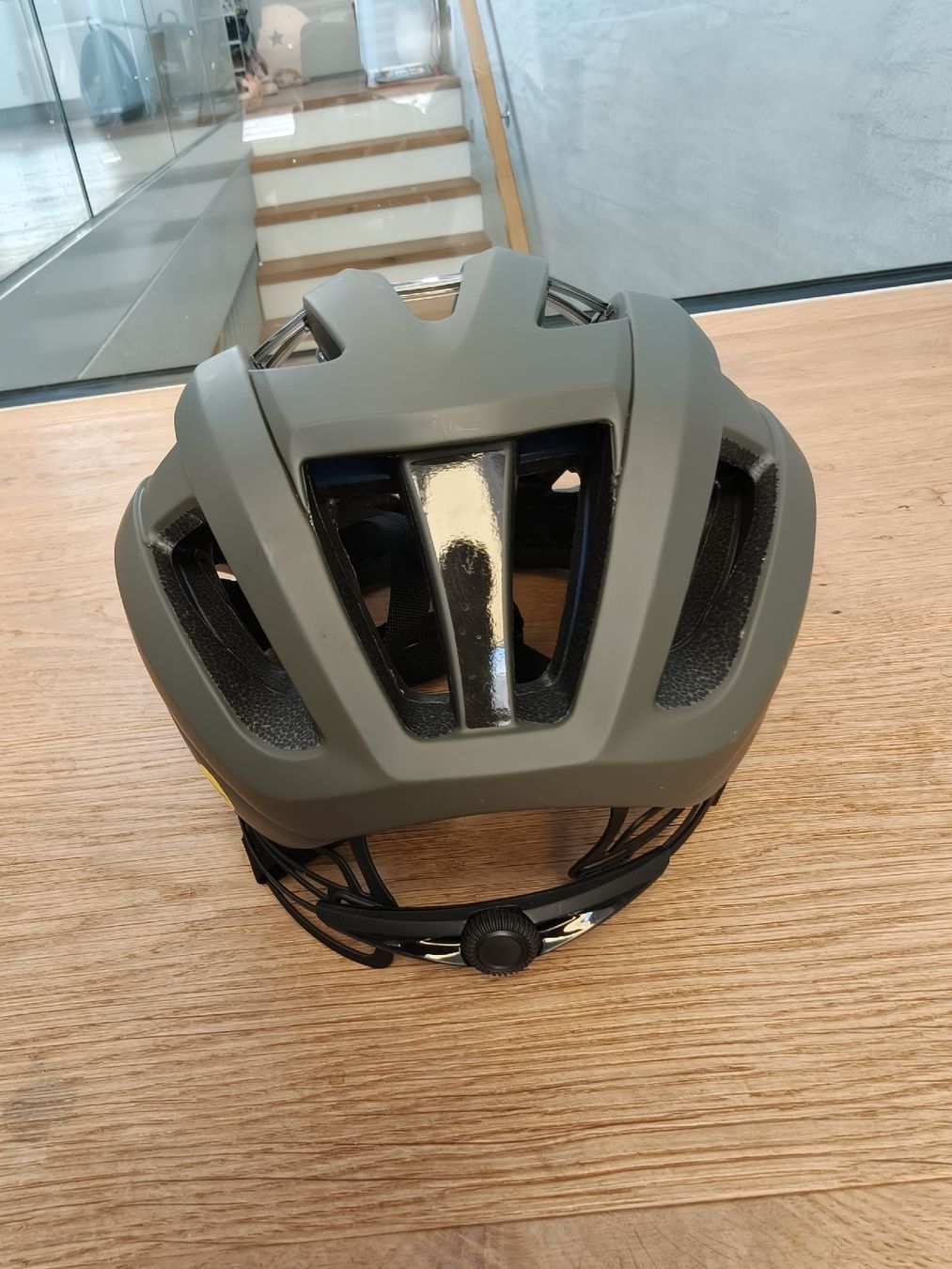 Giro Helme: Giro Aries Spherical Grösse M Matt dark sage – Gebraucht aus Bachenbülach von Food4Thought 3