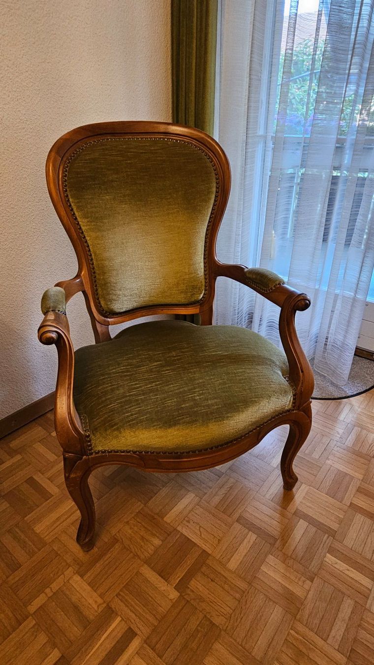 Sessel: Antike Armsessel – Gebraucht aus Zürich von Enovy74