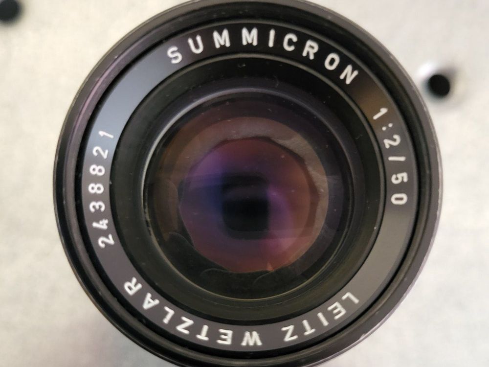 Leica Objectifs: Leica 50 mm Summicron f2.0 mit Sonnenblende + 2 Deckeln – D'occasion à Bern par Granar13 5