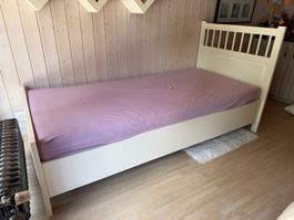 Bettgestell IKEA