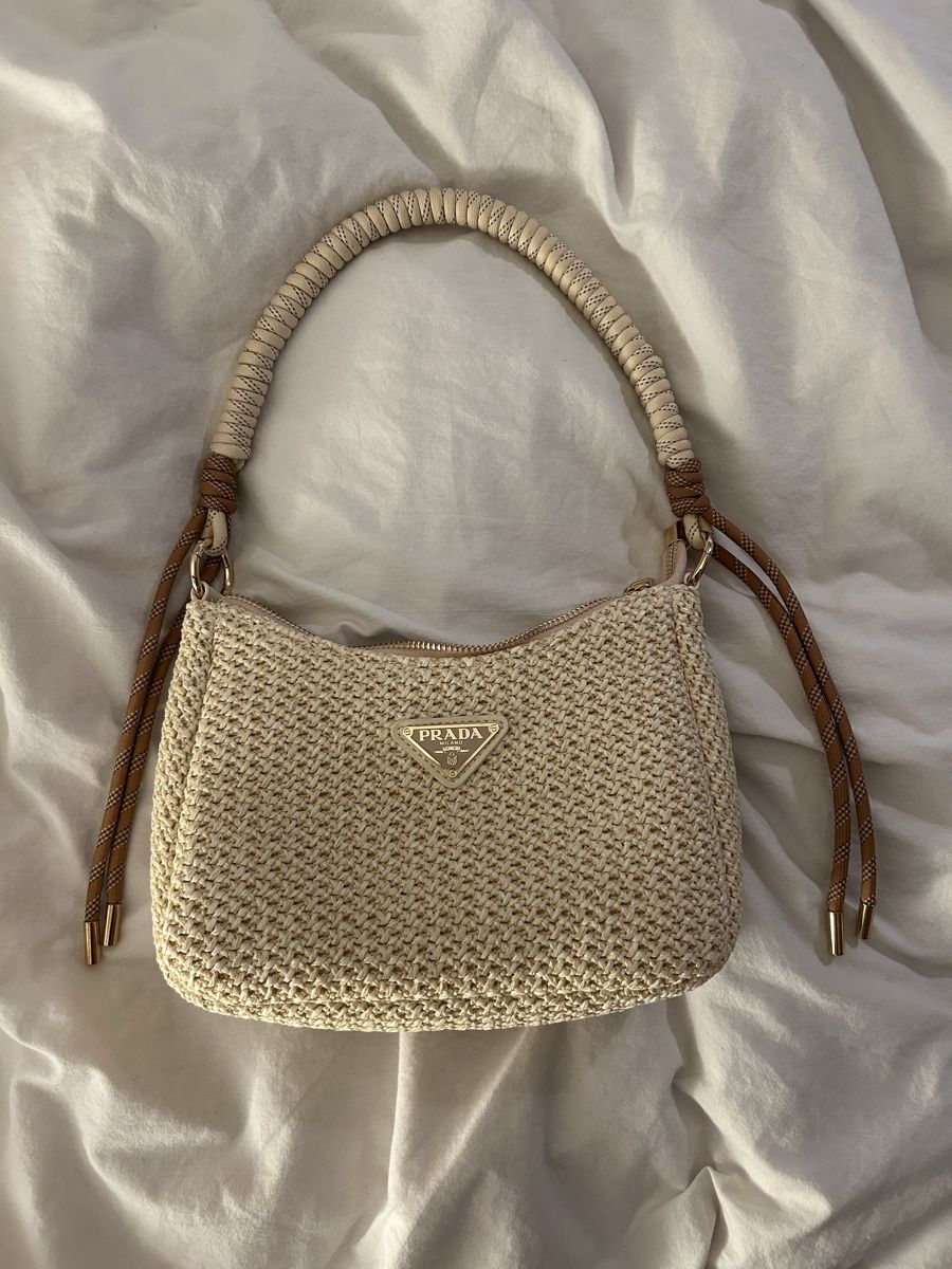 Prada Sacs femmes: Prada Tasche  – Neuf (Voir description) à Basel par ang_rz7p